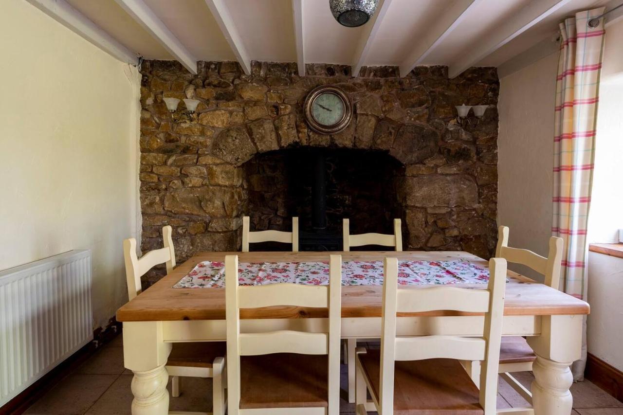 Llys Onnen - North Wales Holiday Cottage Mold Exteriér fotografie